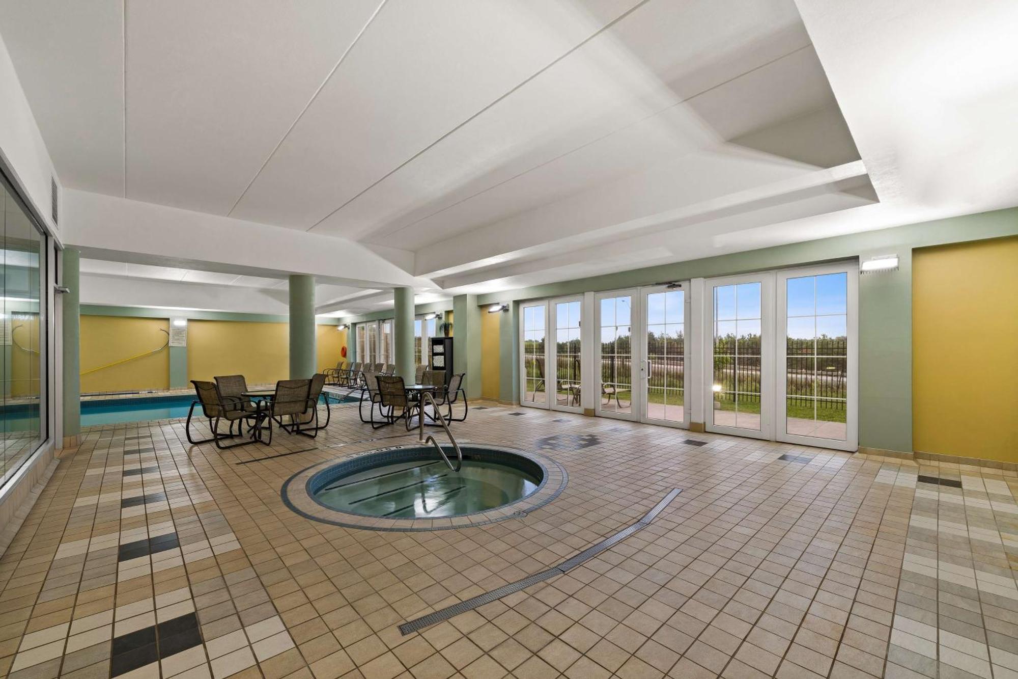 Best Western Plus Orangeville Inn & Suites Eksteriør bilde