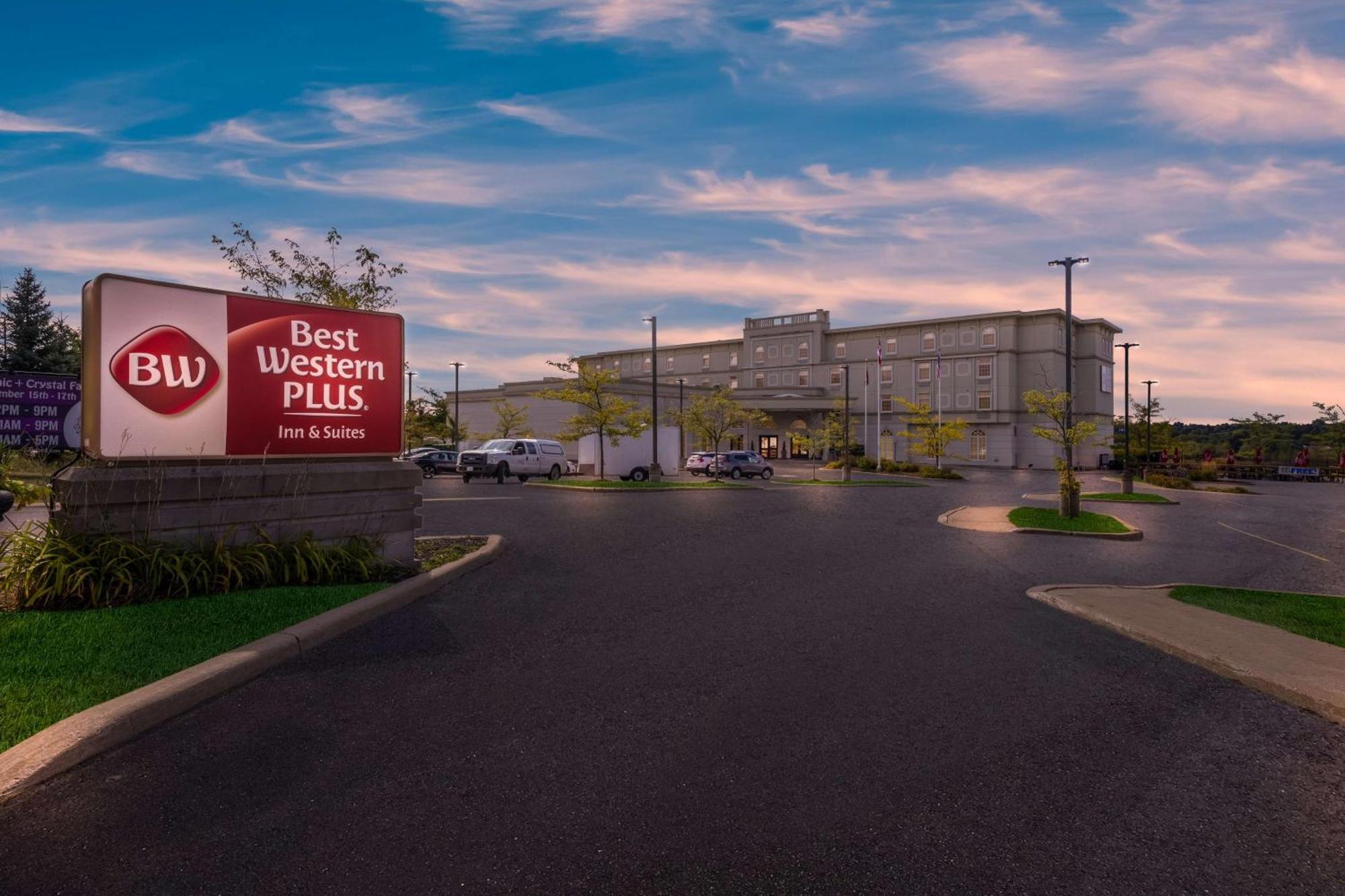 Best Western Plus Orangeville Inn & Suites Eksteriør bilde